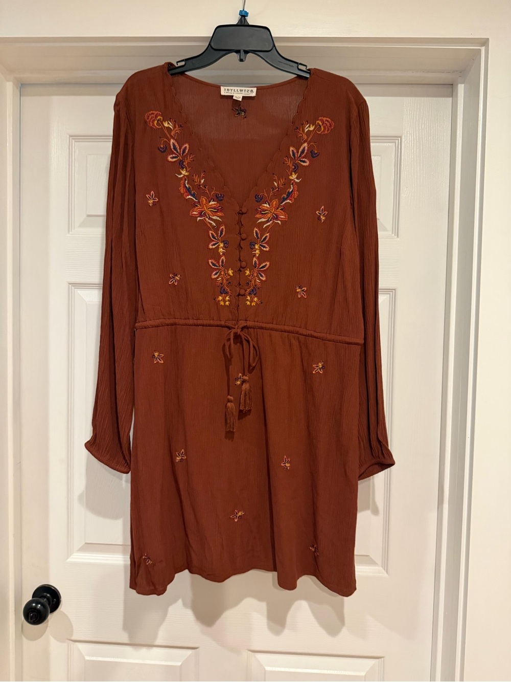 Idyllwind Rust Long-Sleeve Embroidered V-Neck Dress